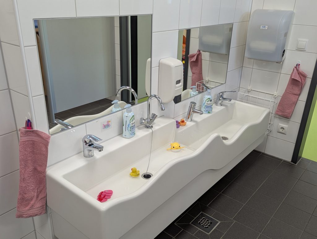 Kindgerechte Hygieneanlagen